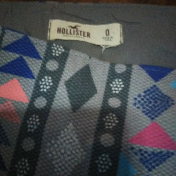 Hollister mini skirt - Picture 3 of 3